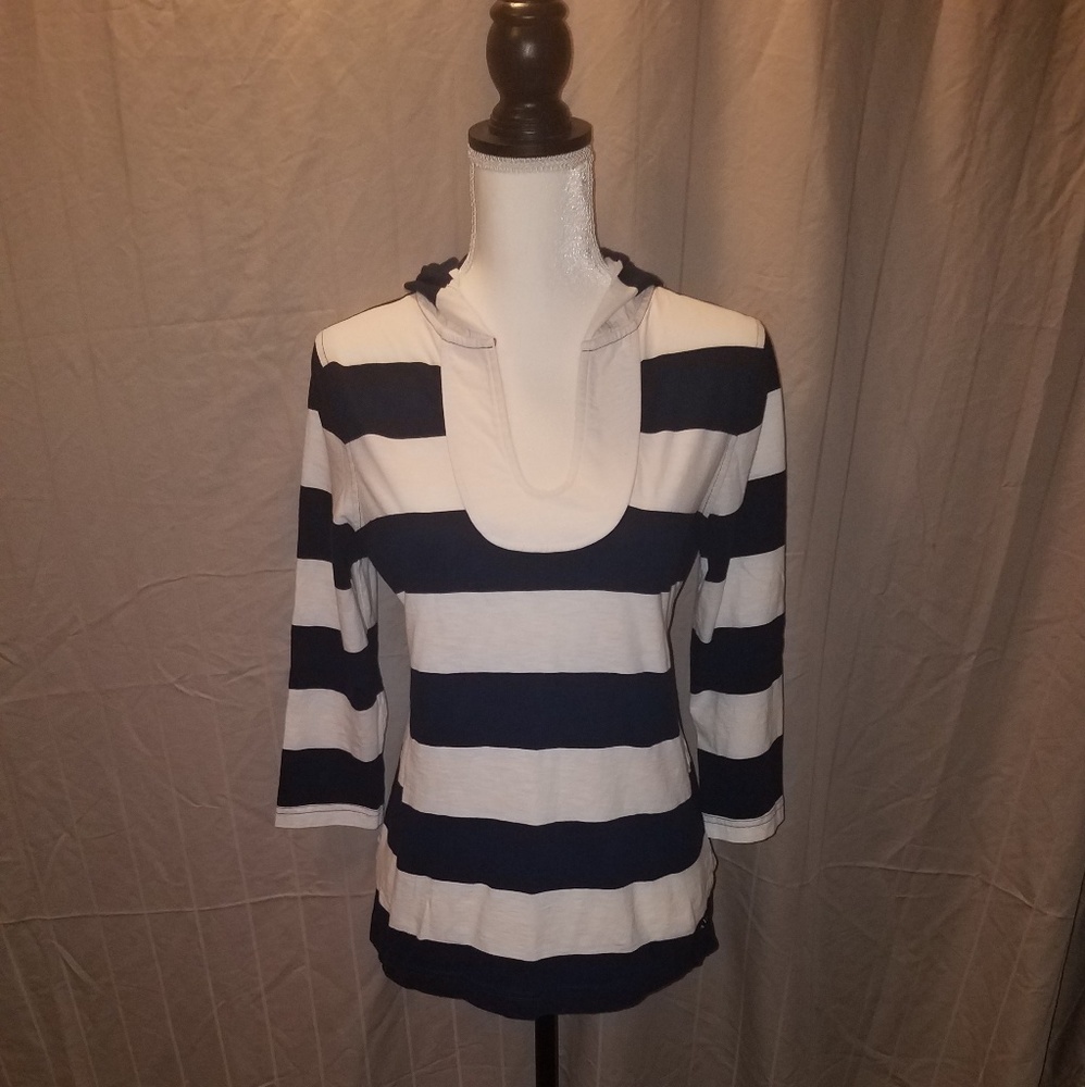 🎉🎉Sale🎉🎉 Vineyard Vines hoodie size M